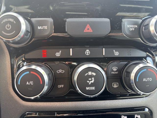 2022 RAM 1500 Big Horn 4x4 Crew Cab 5'7" Box