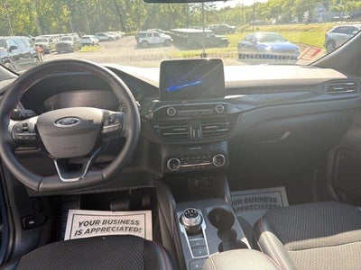 2025 Ford Escape ST-Line Select AWD