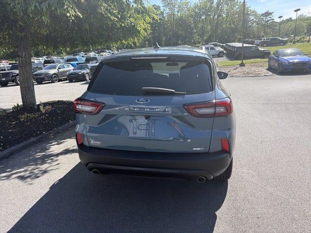 2025 Ford Escape ST-Line Select AWD
