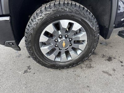 2024 Chevrolet Silverado 2500 HD Crew Cab Standard Box 4-Wheel Drive Custom