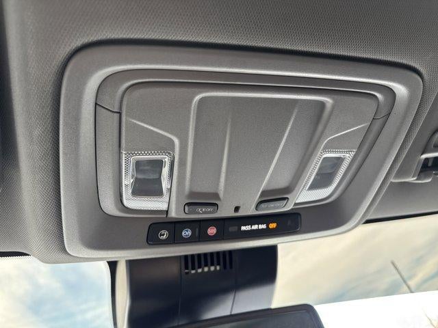 2024 Chevrolet Silverado 2500 HD Crew Cab Standard Box 4-Wheel Drive Custom