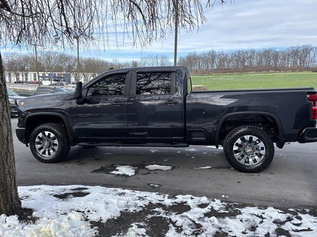 2024 Chevrolet Silverado 2500 HD Crew Cab Standard Box 4-Wheel Drive Custom