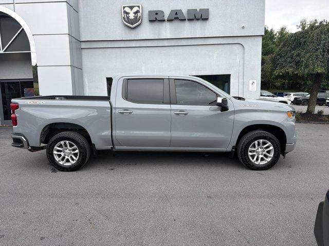 2024 Chevrolet Silverado 1500 Crew Cab Short Box 4-Wheel Drive LT 2FL
