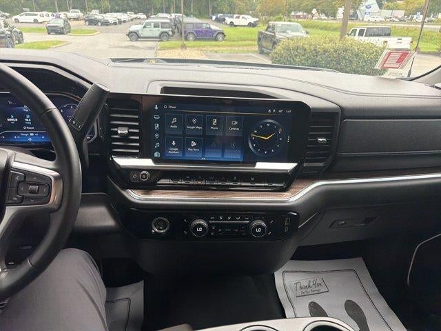 2024 Chevrolet Silverado 1500 Crew Cab Short Box 4-Wheel Drive LT 2FL