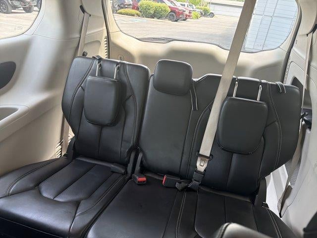 2023 Chrysler Pacifica Touring L FWD