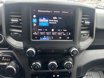 2022 RAM 3500 Tradesman 4x4 Crew Cab 8' Box