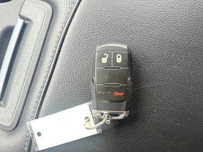 2022 RAM 3500 Tradesman 4x4 Crew Cab 8' Box