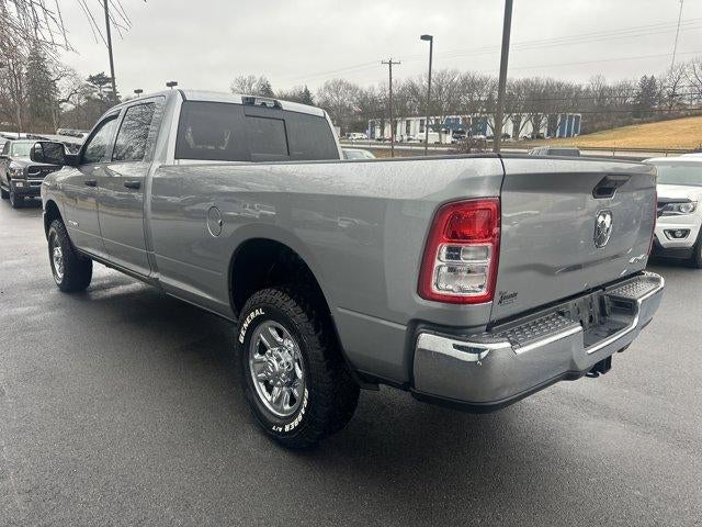 2022 RAM 3500 Tradesman 4x4 Crew Cab 8' Box