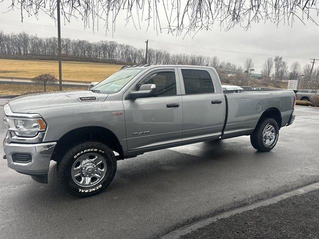 2022 RAM 3500 Tradesman 4x4 Crew Cab 8' Box