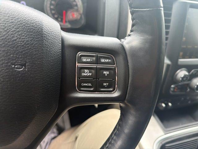 2017 RAM 1500 Big Horn 4x4 Crew Cab 5'7" Box