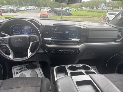 2022 Chevrolet Silverado 1500 Crew Cab Short Box 4-Wheel Drive RST