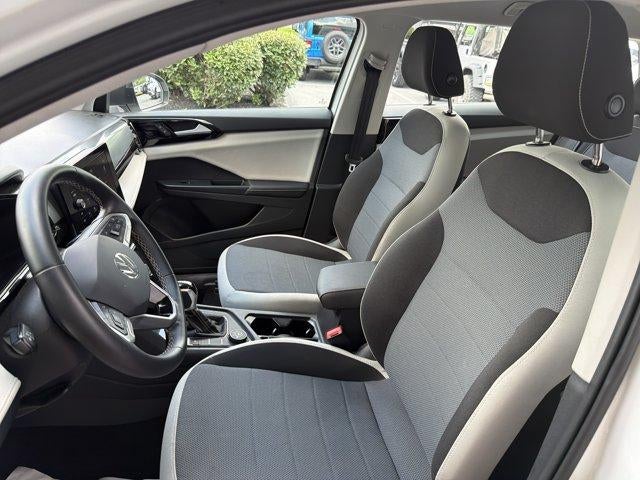 2025 Volkswagen Taos S 4MOTION