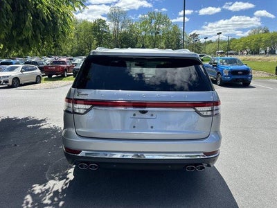 2022 Lincoln Aviator Standard AWD