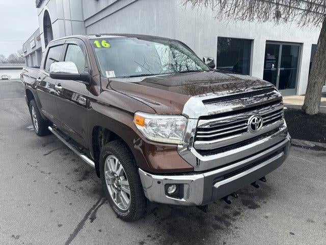 2016 Toyota Tundra 4WD Truck 4WD CrewMax Short Bed 5.7L 1794 (Natl)