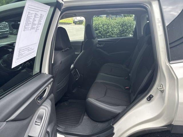 2022 Subaru Forester Premium CVT