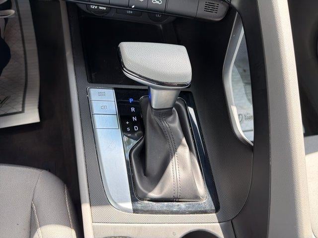 2024 Hyundai ELANTRA SEL IVT