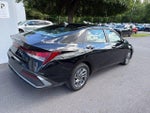 2024 Hyundai ELANTRA SEL IVT