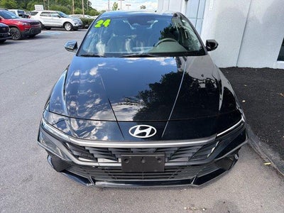 2024 Hyundai ELANTRA SEL IVT