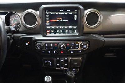 2022 Jeep Wrangler Unlimited Sahara 4x4