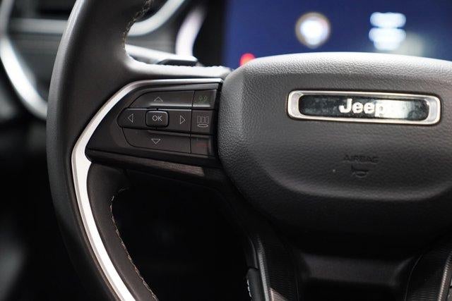 2023 Jeep Grand Cherokee Laredo X 4x4