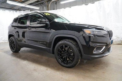 2023 Jeep Grand Cherokee Laredo X 4x4