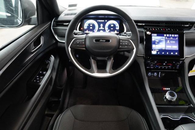 2026 Jeep Grand Cherokee Laredo X 4x4