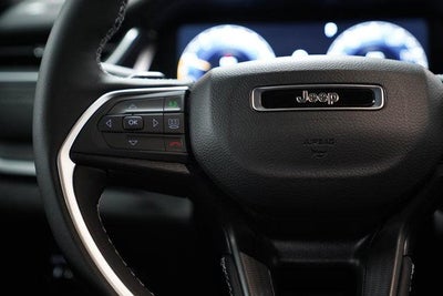 2026 Jeep Grand Cherokee Laredo X 4x4