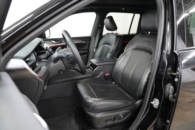 2022 Jeep Grand Cherokee Overland 4x4