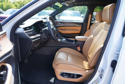2023 Jeep Grand Cherokee Summit 4x4