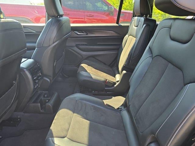 2023 Jeep Grand Cherokee L Altitude X 4x4