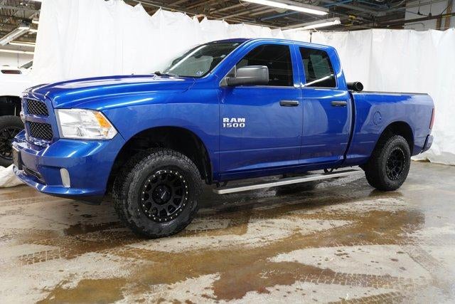 2017 RAM 1500 Express 4x4 Quad Cab 6'4" Box