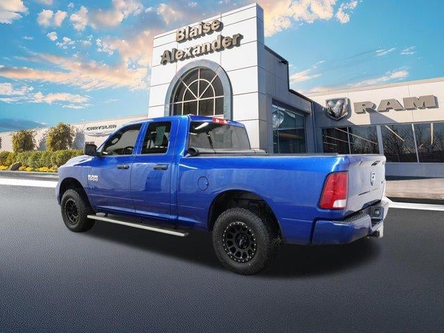 2017 RAM 1500 Express 4x4 Quad Cab 6'4" Box