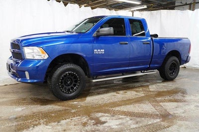 2017 RAM 1500 Express 4x4 Quad Cab 6'4" Box