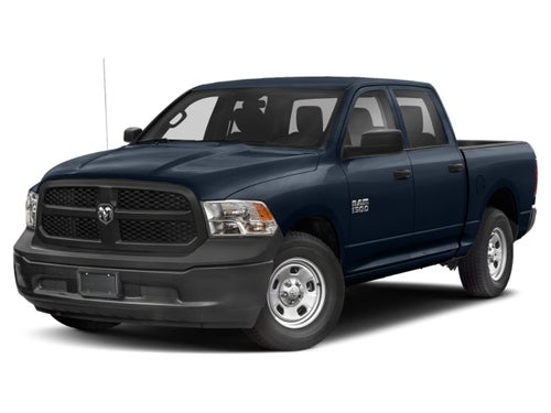 2015 RAM 1500 4WD Crew Cab 5.7 Ft Box Express