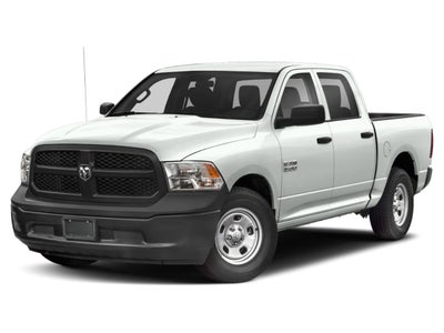 2015 RAM 1500 4WD Crew Cab 5.7 Ft Box Express