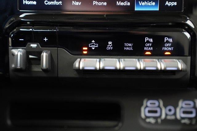 2023 RAM 1500 Limited 4x4 Crew Cab 5'7" Box