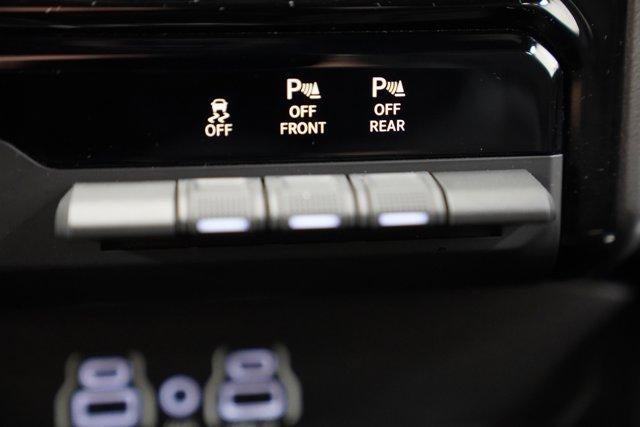 2025 RAM 1500 Laramie 4x4 Crew Cab 5'7" Box