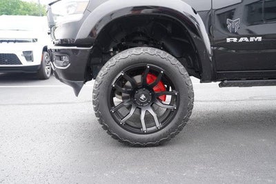 2022 RAM 1500 Laramie 4x4 Crew Cab 5'7" Box