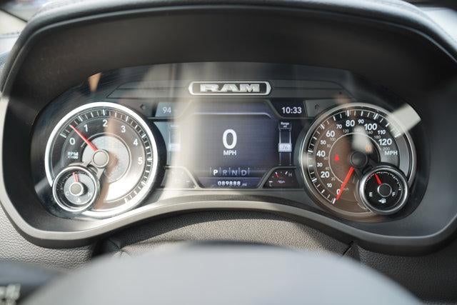 2019 RAM 1500 Laramie 4x4 Crew Cab 5'7" Box
