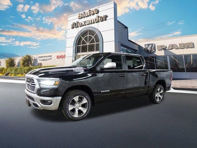 2023 RAM 1500 Laramie 4x4 Crew Cab 5'7" Box