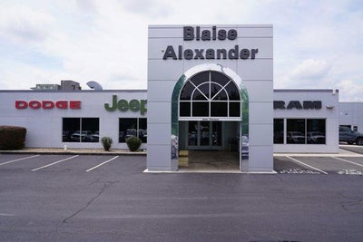 2022 RAM 1500 Big Horn 4x4 Crew Cab 6'4" Box