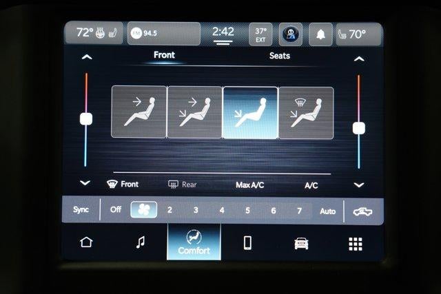 2022 RAM 1500 Big Horn 4x4 Crew Cab 6'4" Box