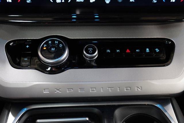 2025 Ford Expedition Active 4x4