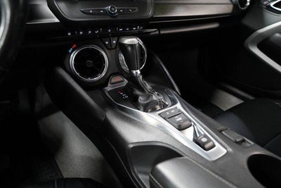 2018 Chevrolet Camaro 2dr Convertible 1LT