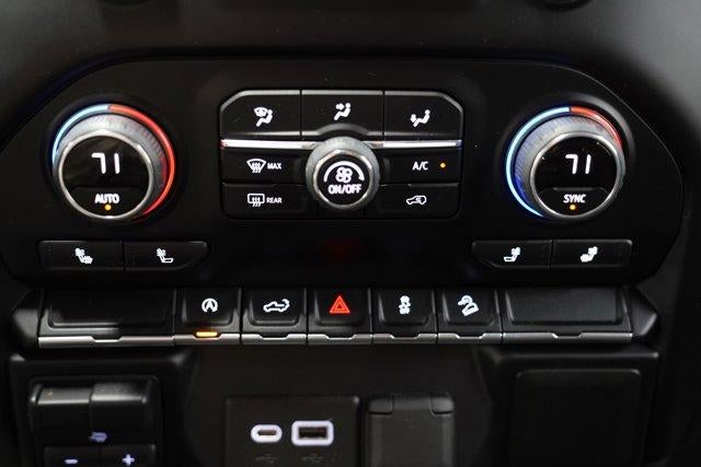 2022 Chevrolet Silverado 1500 LTD Crew Cab Short Box 4-Wheel Drive RST