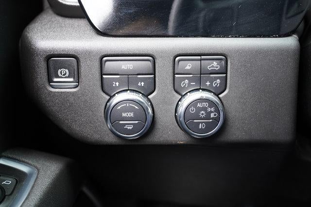 2025 GMC Sierra 1500 Crew Cab Short Box 4-Wheel Drive SLT