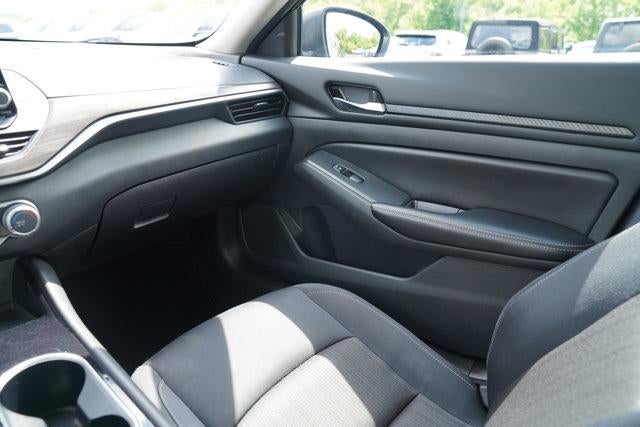2024 Nissan Altima 2.5 SV Sedan