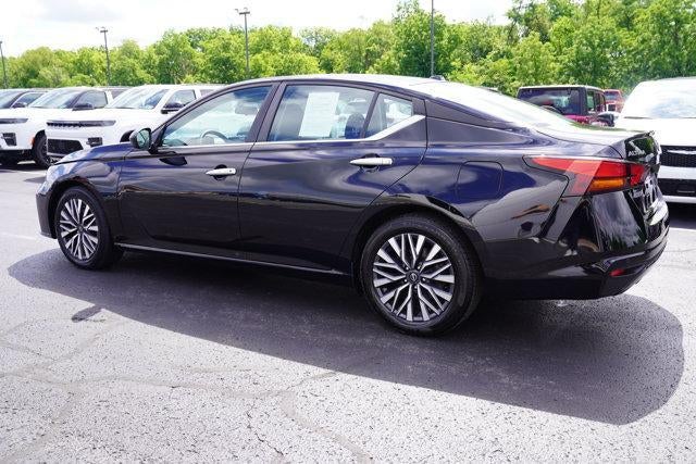 2024 Nissan Altima 2.5 SV Sedan