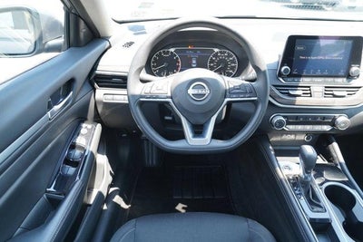 2023 Nissan Altima 2.5 SV Sedan