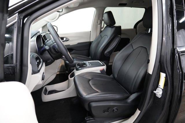 2024 Chrysler Pacifica Touring L FWD